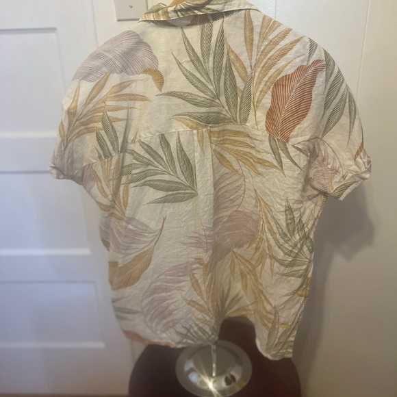 Tahari Shirt Women Large Off White Palm Linen Lagenlook Coastal Granny Cruise - Picture 8 of 8